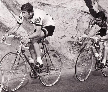 Frans Verbeek leading Roger de Vlaeminck