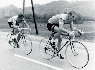 Rudy Altig leading Jacques Anquetil in the 1962 Trofeo Baracchi