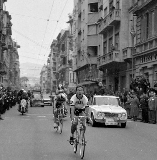 Tom Simpson winning Milan San Remo in 1964