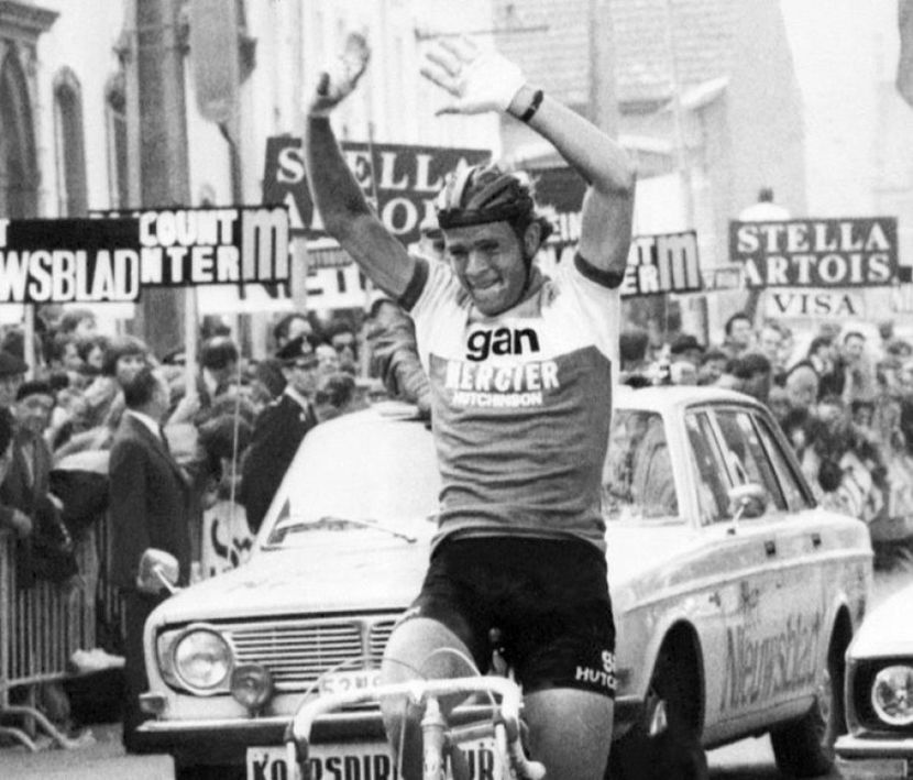 Cees Bal winning the 1974 Tour of Flanders
